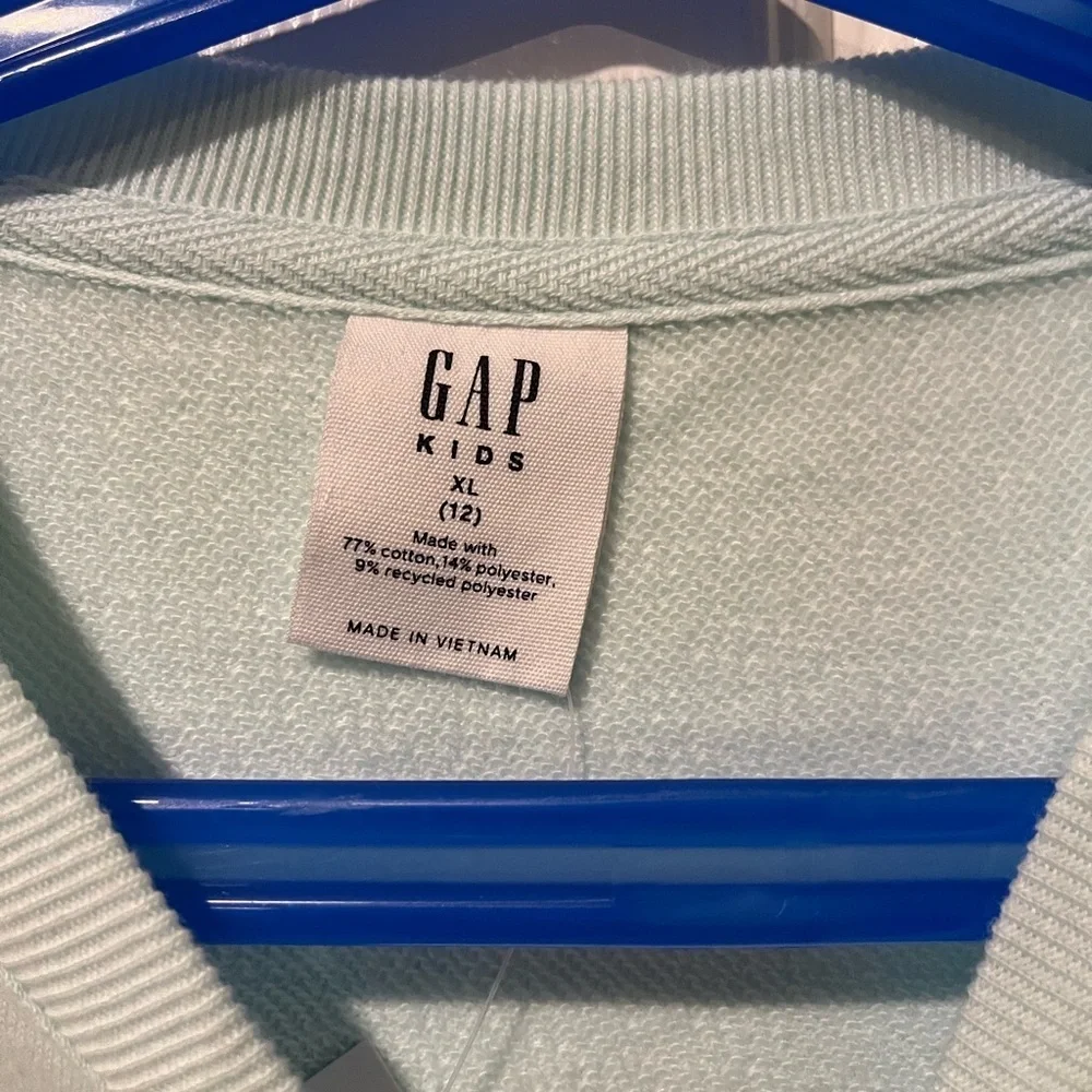 Gap size XL (12) teal sweatshirt with white trim, NWT
